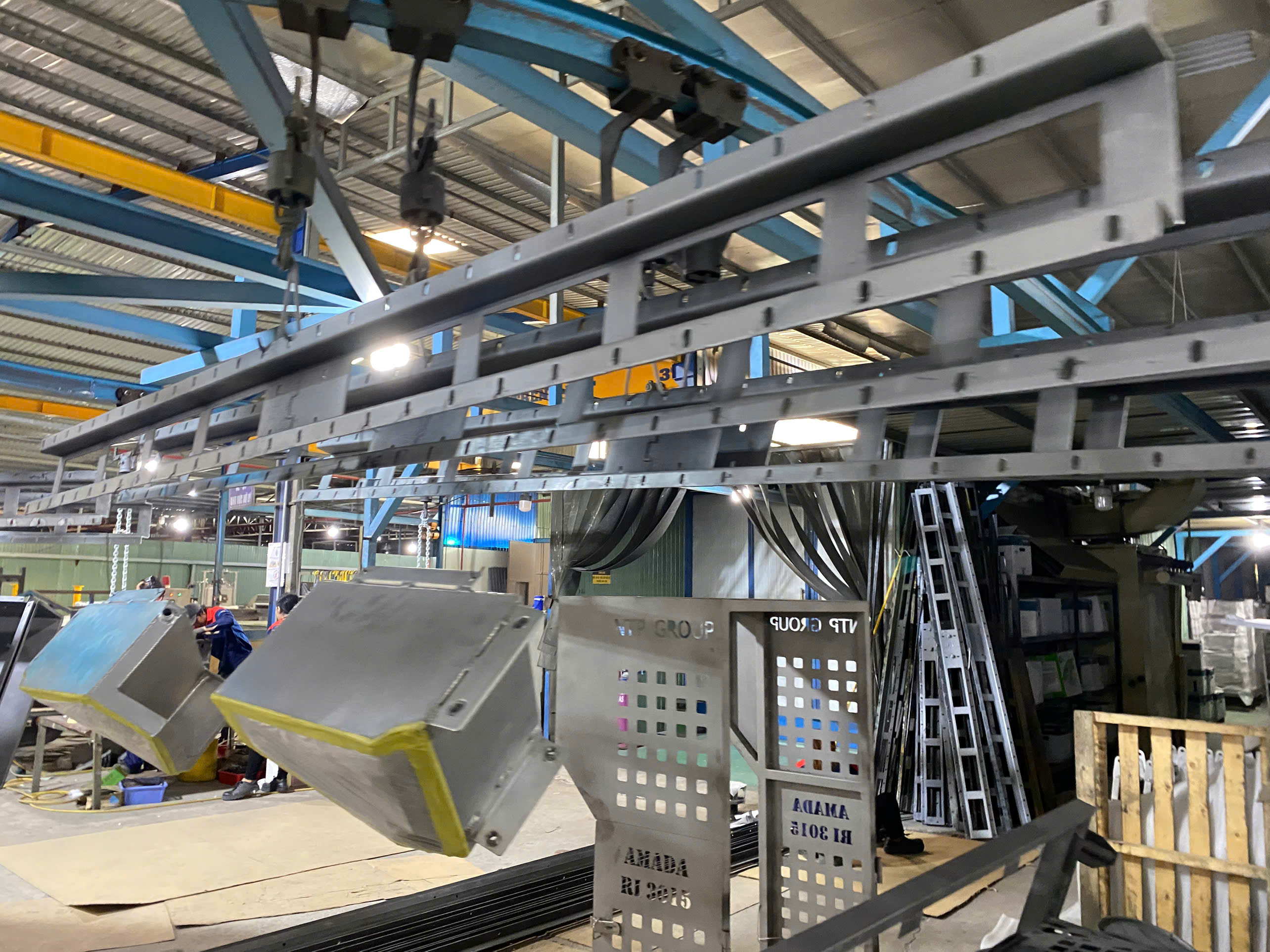 Powder Coating Line 1.jpg